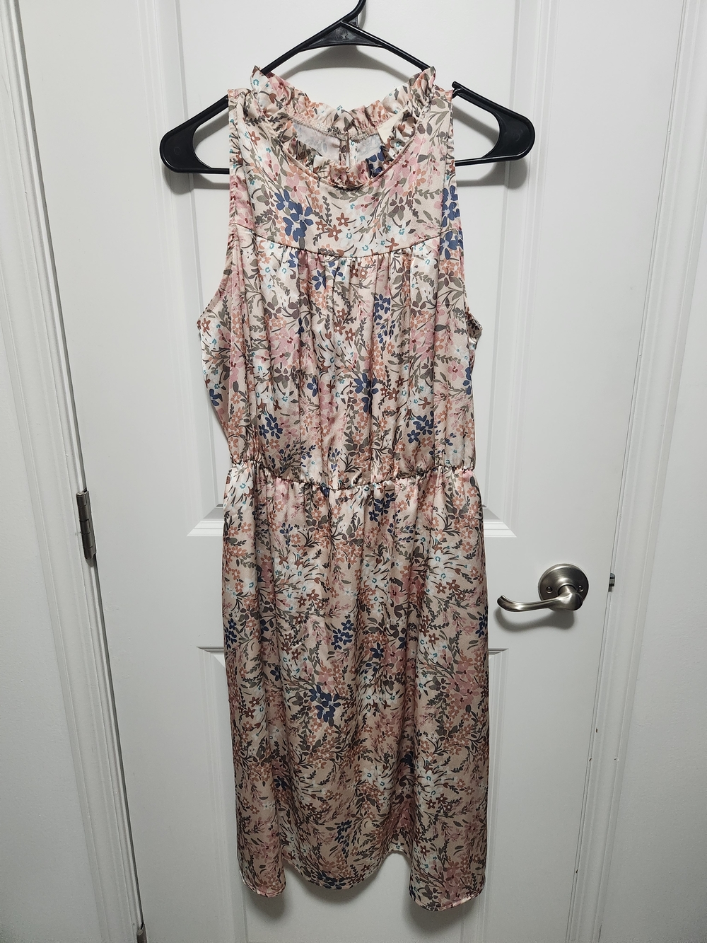 Floral Sleeveless Ruffle Neck Dress - Pink
